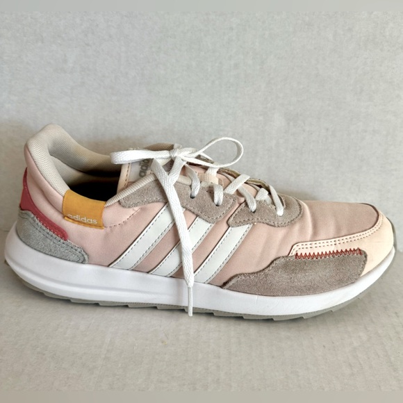 Adidas-Retrorun running sneakers from Finish Line in pink and white.Size 9 - Picture 3 of 12